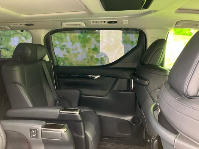 アルファード Ｓ　Ｃパッケージ　新品タイヤ／ツインムーンルーフ／保証書／純正　８インチ　ＳＤナビ／フリップダウンモニター　純正　１２．１インチ／トヨタセーフティセンス／両側電動スライドドア／シートヒーター　前席　サンルーフ　ＥＴＣ（25枚目）