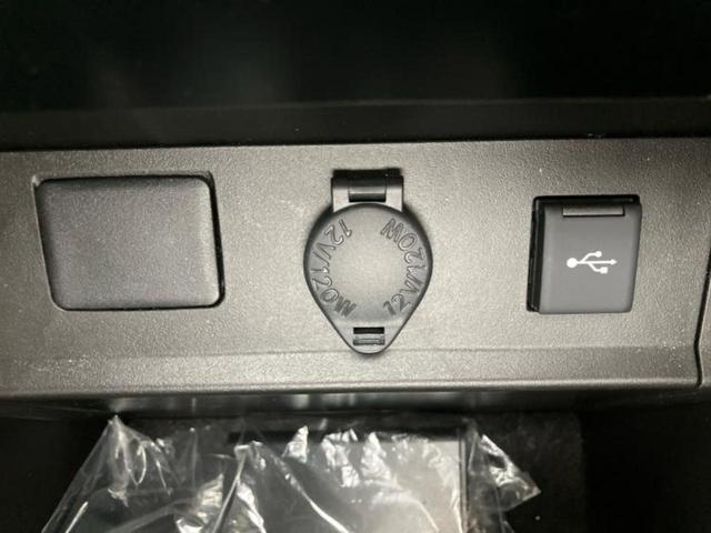 アルファード Ｓ　Ｃパッケージ　新品タイヤ／ツインムーンルーフ／保証書／純正　８インチ　ＳＤナビ／フリップダウンモニター　純正　１２．１インチ／トヨタセーフティセンス／両側電動スライドドア／シートヒーター　前席　サンルーフ　ＥＴＣ（50枚目）