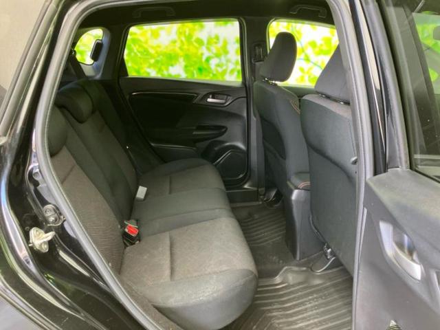 フィットハイブリッド ハイブリッド・Ｓパッケージ　保証書／純正　ＳＤナビ／ヘッドランプ　ＬＥＤ／Ｂｌｕｅｔｏｏｔｈ接続／ＥＴＣ／ＥＢＤ付ＡＢＳ／横滑り防止装置／アイドリングストップ／バックモニター／フルセグＴＶ／ＤＶＤ／エアバッグ　運転席　ＤＶＤ再生（6枚目）