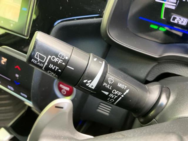 フィットハイブリッド ハイブリッド・Ｓパッケージ　保証書／純正　ＳＤナビ／ヘッドランプ　ＬＥＤ／Ｂｌｕｅｔｏｏｔｈ接続／ＥＴＣ／ＥＢＤ付ＡＢＳ／横滑り防止装置／アイドリングストップ／バックモニター／フルセグＴＶ／ＤＶＤ／エアバッグ　運転席　ＤＶＤ再生（17枚目）