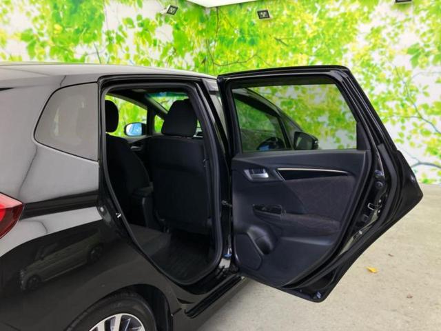 フィットハイブリッド ハイブリッド・Ｓパッケージ　保証書／純正　ＳＤナビ／ヘッドランプ　ＬＥＤ／Ｂｌｕｅｔｏｏｔｈ接続／ＥＴＣ／ＥＢＤ付ＡＢＳ／横滑り防止装置／アイドリングストップ／バックモニター／フルセグＴＶ／ＤＶＤ／エアバッグ　運転席　ＤＶＤ再生（22枚目）