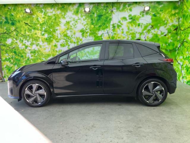 オーラ Gレザーエディション 新品タイヤ/BOSE/保証書/純正 9インチ SDナビ/インテリジェントルームミラー/衝突安全装置/シートヒーター 前席/アラウンドビューモニター/車線逸脱防止支援システム/シート 合皮 全周囲カメラ(2枚目)