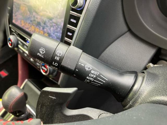 レヴォーグ 4WD2.0STIスポーツアイサイト サンルーフ/保証書/純正 8インチ SDナビ/デジタルインナーミラー/アイサイト/シートヒーター 前席/車線逸脱防止支援システム/シート フルレザー/ヘッドランプ LED/Bluetooth接続(17枚目)
