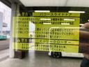 WECARSの展示場では実際に見て、触ってお車をお選びいただけます!知識の豊富な営業スタッフが様々なカーライフをご提案いたします!