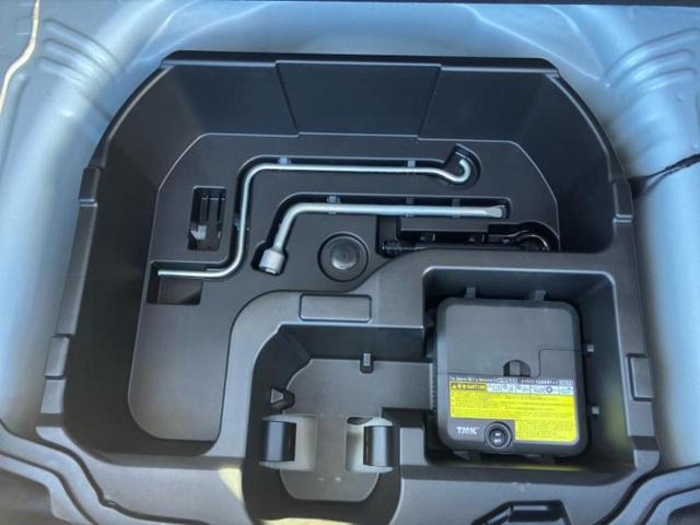 アクア Ｇ　Ｇｓ　新品タイヤ／保証書／純正　ＳＤナビ／トヨタセーフティセンス／シートヒーター　運転席／車線逸脱防止支援システム／ドライブレコーダー　社外／ヘッドランプ　ＬＥＤ／Ｂｌｕｅｔｏｏｔｈ接続／ＥＴＣ　ＤＶＤ再生（24枚目）