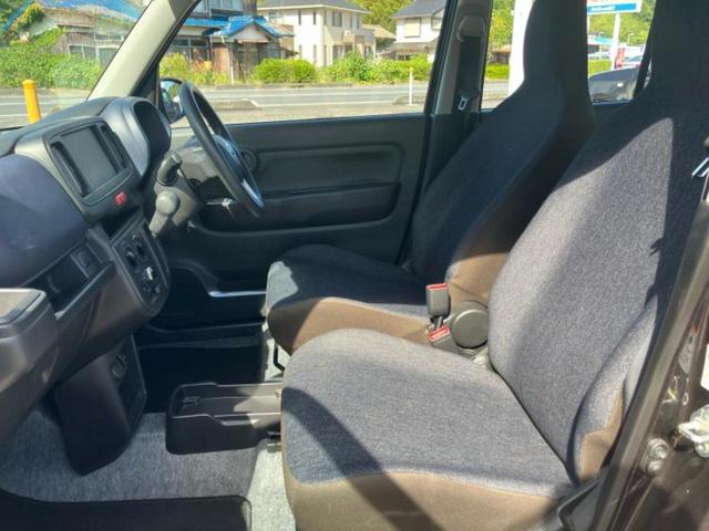 キャロル GL 保証書/アイアクティブセンス(マツダ)/シートヒーター 運転席/車線逸脱防止支援システム/EBD付ABS/横滑り防止装置/アイドリングストップ/エアバッグ サイド/衝突安全ボディ/パワーウインドウ(6枚目)