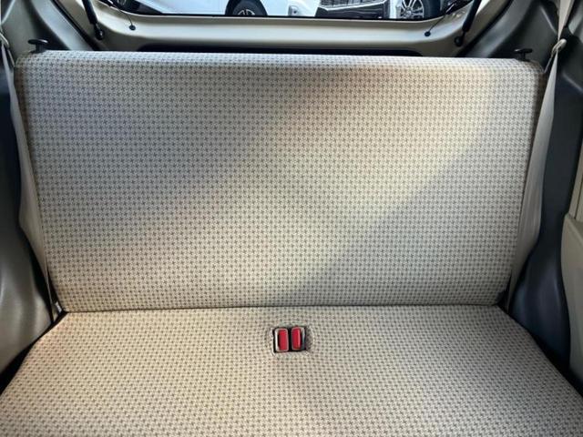 アルト F 新品タイヤ/保証書/エアバッグ 運転席/エアバッグ 助手席/衝突安全ボディ/パワーウインドウ/キーレスエントリー/パワーステアリング/ワンオーナー/マニュアルエアコン/取扱説明書/セキュリティアラーム(22枚目)