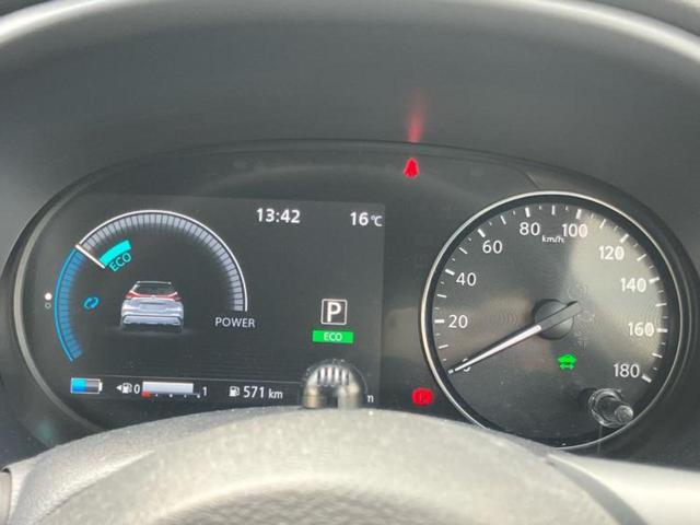 キックス Ｘスタイルエディション　保証書／純正　９インチ　ＳＤナビ／インテリジェントルームミラー／衝突安全装置／シートヒーター／全方位モニター／車線逸脱防止支援システム／シート　合皮／ヘッドランプ　ＬＥＤ／ＥＴＣ／ＥＢＤ付ＡＢＳ（11枚目）