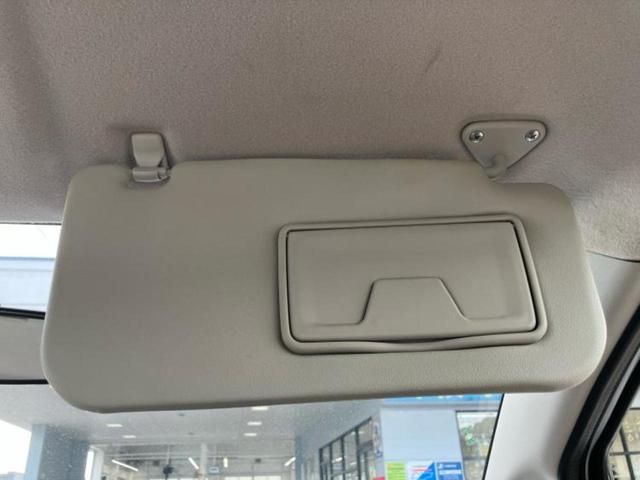 eKワゴン E 保証書/EBD付ABS/エアバッグ 運転席/エアバッグ 助手席/衝突安全ボディ/パワーウインドウ/キーレスエントリー/パワーステアリング/マニュアルエアコン/取扱説明書/セキュリティアラーム(18枚目)