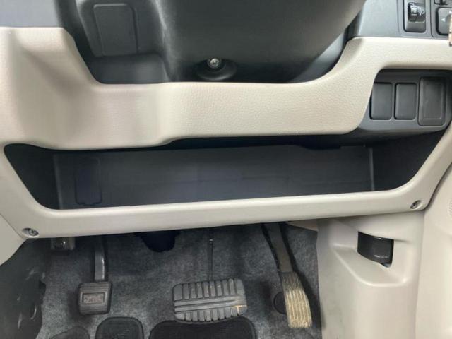 eKワゴン E 保証書/EBD付ABS/エアバッグ 運転席/エアバッグ 助手席/衝突安全ボディ/パワーウインドウ/キーレスエントリー/パワーステアリング/マニュアルエアコン/取扱説明書/セキュリティアラーム(29枚目)