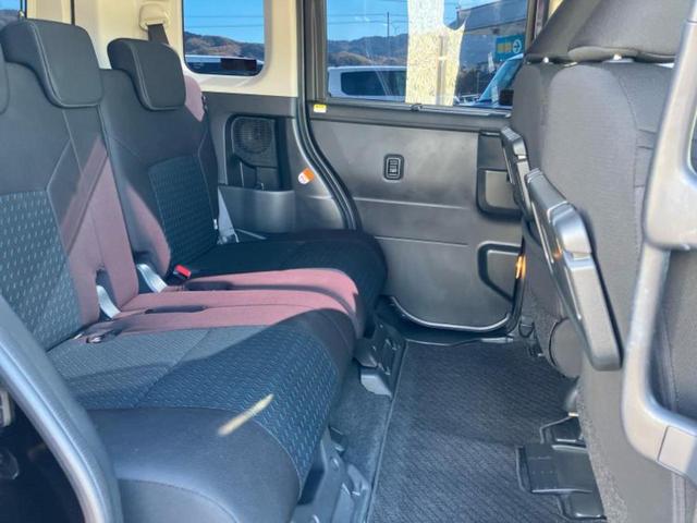 ルーミー カスタムG-T 新品タイヤ/社外 SDナビ/衝突安全装置/両側電動スライドドア/車線逸脱防止支援システム/ヘッドランプ LED/ETC/EBD付ABS/横滑り防止装置/アイドリングストップ/ワンセグTV ワンオーナー(5枚目)