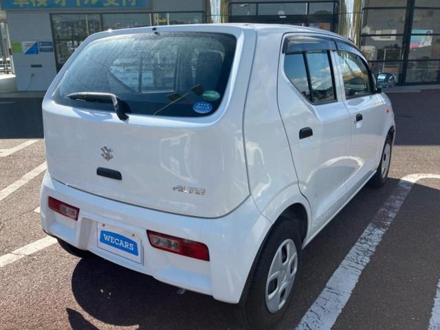 アルト ４ＷＤ　Ｆ　新品タイヤ／保証書／シートヒーター／ＥＴＣ／ＥＢＤ付ＡＢＳ／横滑り防止装置／エアバッグ　運転席／エアバッグ　助手席／パワーウインドウ／キーレスエントリー／パワーステアリング／マニュアルエアコン／ＣＤ（3枚目）