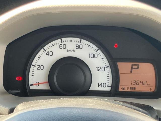 アルト ４ＷＤ　Ｆ　新品タイヤ／保証書／シートヒーター／ＥＴＣ／ＥＢＤ付ＡＢＳ／横滑り防止装置／エアバッグ　運転席／エアバッグ　助手席／パワーウインドウ／キーレスエントリー／パワーステアリング／マニュアルエアコン／ＣＤ（10枚目）