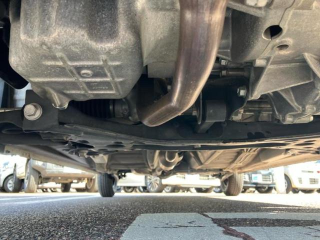 アルト ４ＷＤ　Ｆ　新品タイヤ／保証書／シートヒーター／ＥＴＣ／ＥＢＤ付ＡＢＳ／横滑り防止装置／エアバッグ　運転席／エアバッグ　助手席／パワーウインドウ／キーレスエントリー／パワーステアリング／マニュアルエアコン／ＣＤ（24枚目）