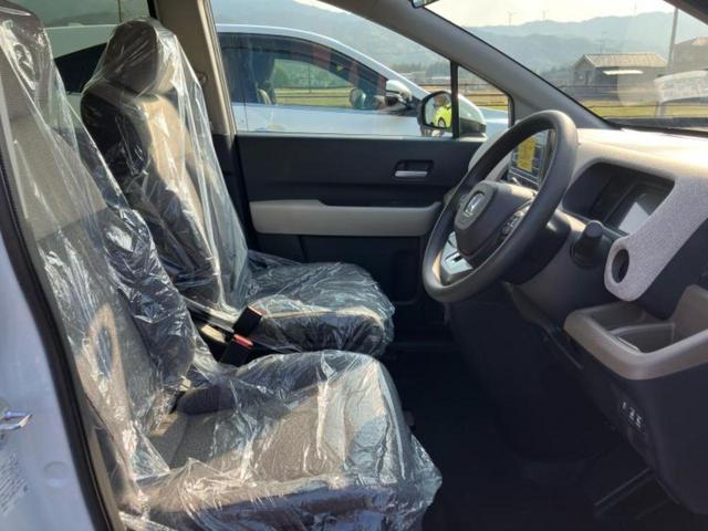 フリード AIR 保証書/純正 8インチ ナビ/ホンダセンシング/両側電動スライドドア/車線逸脱防止支援システム/登録済未使用車/ヘッドランプ LED/Bluetooth接続/EBD付ABS/ワンセグTV/禁煙車(4枚目)