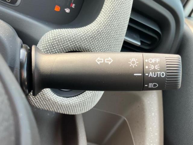 フリード AIR 保証書/純正 8インチ ナビ/ホンダセンシング/両側電動スライドドア/車線逸脱防止支援システム/登録済未使用車/ヘッドランプ LED/Bluetooth接続/EBD付ABS/ワンセグTV/禁煙車(14枚目)