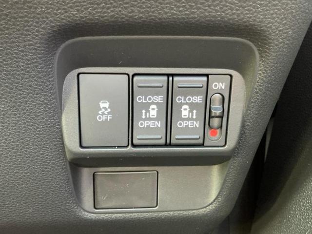 フリード AIR 保証書/純正 8インチ ナビ/ホンダセンシング/両側電動スライドドア/車線逸脱防止支援システム/登録済未使用車/ヘッドランプ LED/Bluetooth接続/EBD付ABS/ワンセグTV/禁煙車(17枚目)