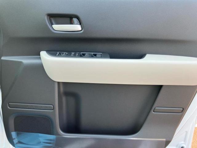 フリード AIR 保証書/純正 8インチ ナビ/ホンダセンシング/両側電動スライドドア/車線逸脱防止支援システム/登録済未使用車/ヘッドランプ LED/Bluetooth接続/EBD付ABS/ワンセグTV/禁煙車(22枚目)