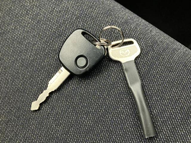 キャロル GL 新品タイヤ/保証書/衝突安全装置/シートヒーター 運転席/EBD付ABS/横滑り防止装置/アイドリングストップ/禁煙車/エアバッグ 運転席/エアバッグ 助手席/エアバッグ サイド/衝突安全ボディ(28枚目)