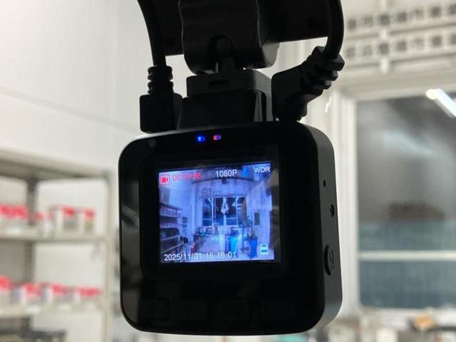 タント ファンクロス 新品タイヤ/保証書/ディスプレイオーディオ/衝突安全装置/両側電動スライドドア/シートヒーター/車線逸脱防止支援システム/ヘッドランプ LED/ETC/EBD付ABS/横滑り防止装置 ワンオーナー(33枚目)