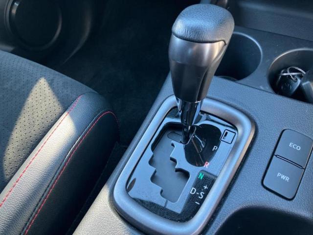 ハイラックス ４ＷＤ　Ｚ　ＧＲスポーツ　保証書／ディスプレイオーディオ＋ナビ／トヨタセーフティセンス／パノラミックビューモニター／車線逸脱防止支援システム／シート　ハーフレザー／ドライブレコーダー　前後／ヘッドランプ　ＬＥＤ　ターボ　４ＷＤ（17枚目）