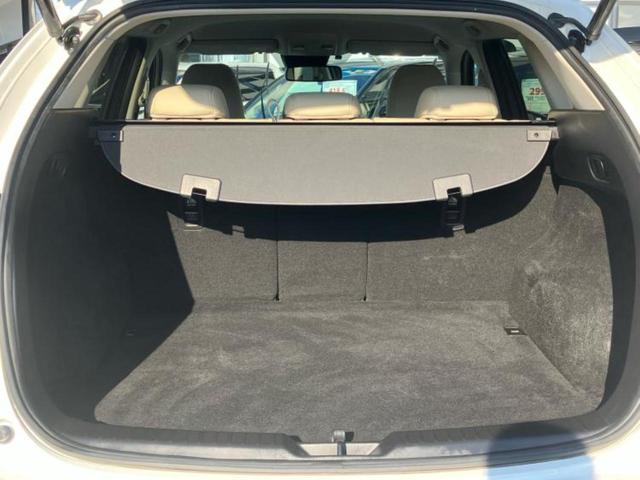 ＣＸ－５ ２０Ｓシルクベージュセレクション　新品タイヤ／保証書／ディスプレイオーディオ／アイアクティブセンス（マツダ）／シートヒーター　前席／全方位モニター／車線逸脱防止支援システム／シート　ハーフレザー／電動バックドア　衝突被害軽減システム（8枚目）