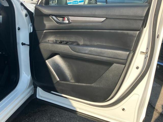ＣＸ－５ ２０Ｓシルクベージュセレクション　新品タイヤ／保証書／ディスプレイオーディオ／アイアクティブセンス（マツダ）／シートヒーター　前席／全方位モニター／車線逸脱防止支援システム／シート　ハーフレザー／電動バックドア　衝突被害軽減システム（20枚目）