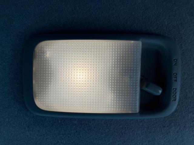 ミラココア ココアＸ　新品タイヤ／保証書／ＥＢＤ付ＡＢＳ／アイドリングストップ／エアバッグ　運転席／エアバッグ　助手席／パワーウインドウ／キーレスエントリー／オートエアコン／パワーステアリング／盗難防止システム　記録簿（34枚目）