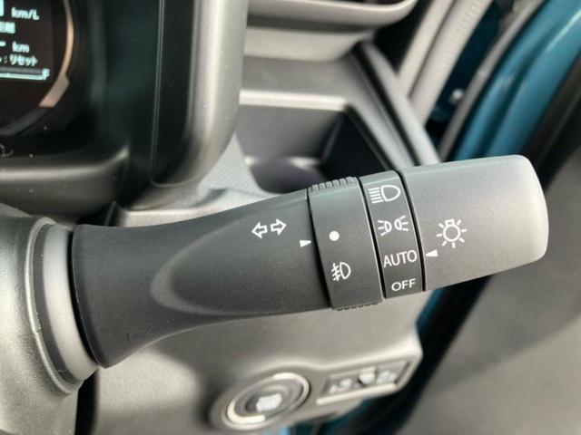 スペーシアギア ４ＷＤハイブリッドＸＺ　保証書／純正　９インチ　メモリーナビ／デュアルカメラブレーキサポート（スズキ）／両側電動スライドドア／シートヒーター　前席／全方位モニター／車線逸脱防止支援システム　全周囲カメラ　登録／届出済未使用車（16枚目）