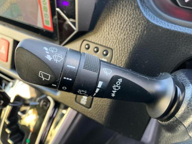 ヴォクシー ＺＳキラメキ２　新品タイヤ／保証書／社外　１０インチ　ＳＤナビ／フリップダウンモニター　社外　１０．１インチ／トヨタセーフティセンス／両側電動スライドドア／車線逸脱防止支援システム／ヘッドランプ　ＬＥＤ　バックカメラ（17枚目）