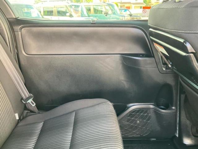 ヴォクシー ＺＳキラメキ２　新品タイヤ／保証書／社外　１０インチ　ＳＤナビ／フリップダウンモニター　社外　１０．１インチ／トヨタセーフティセンス／両側電動スライドドア／車線逸脱防止支援システム／ヘッドランプ　ＬＥＤ　バックカメラ（25枚目）