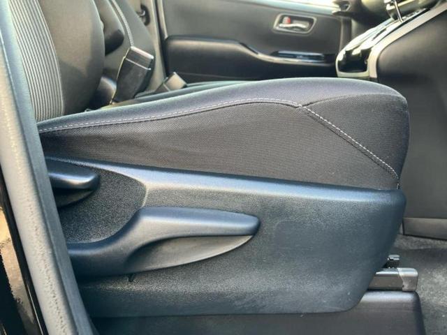 ヴォクシー ＺＳキラメキ２　新品タイヤ／保証書／社外　１０インチ　ＳＤナビ／フリップダウンモニター　社外　１０．１インチ／トヨタセーフティセンス／両側電動スライドドア／車線逸脱防止支援システム／ヘッドランプ　ＬＥＤ　バックカメラ（36枚目）