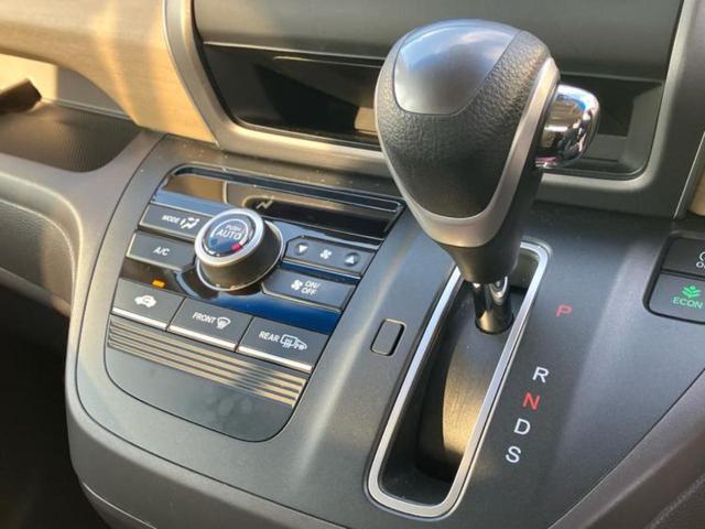 フリード Ｇホンダセンシング　新品タイヤ／保証書／純正　ＳＤナビ／ホンダセンシング／両側電動スライドドア／車線逸脱防止支援システム／Ｂｌｕｅｔｏｏｔｈ接続／ＥＴＣ／ＥＢＤ付ＡＢＳ／横滑り防止装置／アイドリングストップ　バックカメラ（18枚目）