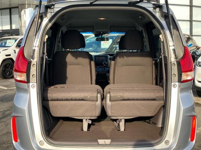 フリード Ｇホンダセンシング　新品タイヤ／保証書／純正　ＳＤナビ／ホンダセンシング／両側電動スライドドア／車線逸脱防止支援システム／Ｂｌｕｅｔｏｏｔｈ接続／ＥＴＣ／ＥＢＤ付ＡＢＳ／横滑り防止装置／アイドリングストップ　バックカメラ（21枚目）