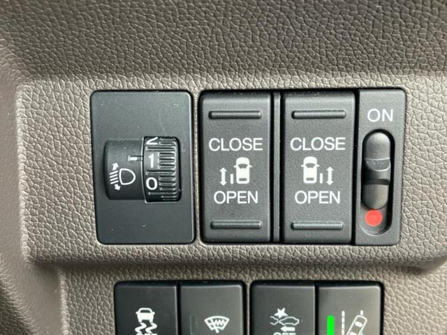 フリード Ｇホンダセンシング　新品タイヤ／保証書／純正　ＳＤナビ／ホンダセンシング／両側電動スライドドア／車線逸脱防止支援システム／Ｂｌｕｅｔｏｏｔｈ接続／ＥＴＣ／ＥＢＤ付ＡＢＳ／横滑り防止装置／アイドリングストップ　バックカメラ（29枚目）