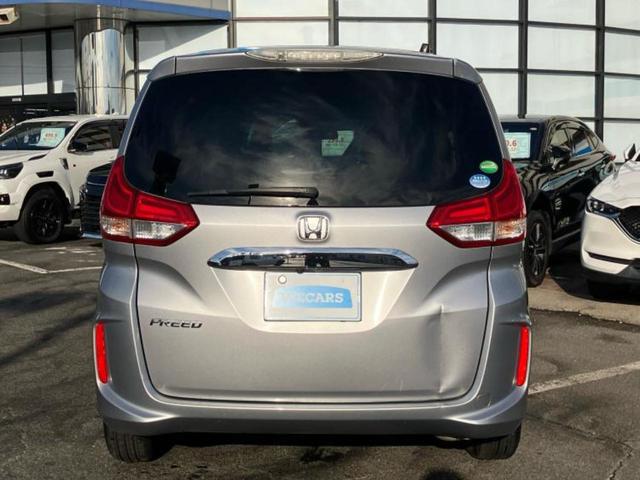 フリード Ｇホンダセンシング　新品タイヤ／保証書／純正　ＳＤナビ／ホンダセンシング／両側電動スライドドア／車線逸脱防止支援システム／Ｂｌｕｅｔｏｏｔｈ接続／ＥＴＣ／ＥＢＤ付ＡＢＳ／横滑り防止装置／アイドリングストップ　バックカメラ（45枚目）