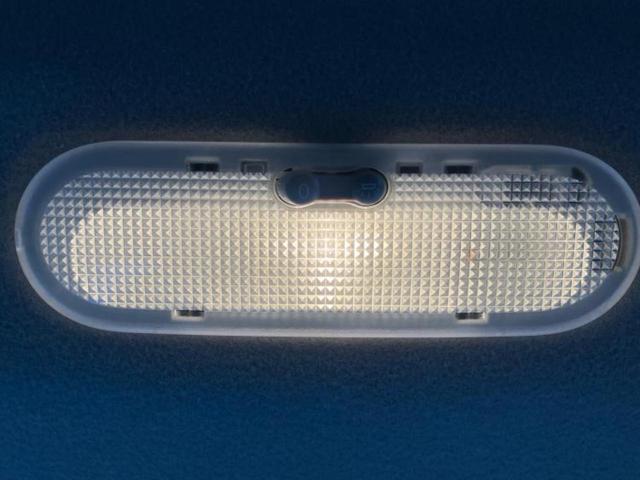 ノート Ｘ　新品タイヤ／保証書／純正　ＳＤナビ／インテリジェントルームミラー／エマージェンシーブレーキ／アラウンドビューモニター／ドライブレコーダー　前後／Ｂｌｕｅｔｏｏｔｈ接続／ＥＢＤ付ＡＢＳ　全周囲カメラ（34枚目）