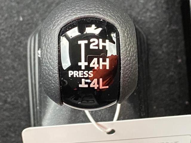 JL シートヒーター 前席/EBD付ABS/横滑り防止装置/エアバッグ 運転席/エアバッグ 助手席/エアバッグ サイド/パワーウインドウ/エンジンスタートボタン/キーレスエントリー/オートエアコン 4WD(13枚目)