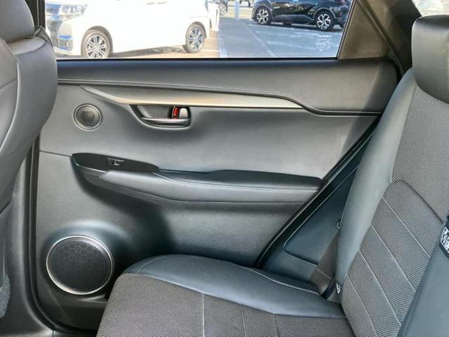 ＮＸ ４ＷＤ　ＮＸ３００ｈ　Ｆスポーツ　サンルーフ／エアロ／マークレビンソン／保証書／純正　ＳＤナビ／プリクラッシュセーフティ／シートヒーター／車線逸脱防止支援システム／シート　合皮／ヘッドランプ　ＬＥＤ／ＥＴＣ２．０／ＥＢＤ付ＡＢＳ（22枚目）