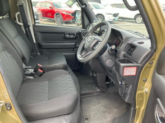 アトレー ４ＷＤ　ＲＳ　新品タイヤ／ディスプレイオーディオ９インチ／スマートアシスト（トヨタ・ダイハツ）／両側電動スライドドア／車線逸脱防止支援システム／パーキングアシスト　バックガイド　衝突被害軽減システム　バックカメラ（4枚目）