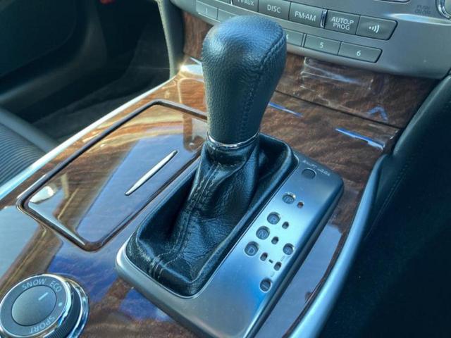 フーガ 250GT BOSE/保証書/純正 SDナビ/エマージェンシーブレーキ/アラウンドビューモニター/シート ハーフレザー/ドライブレコーダー 360°/ヘッドランプ LED/ETC/EBD付ABS 全周囲カメラ(18枚目)