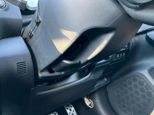 XV 4WD2.0i-Sアイサイト 保証書/純正 SDナビ/衝突安全装置/車線逸脱防止支援システム/シート 合皮/ヘッドランプ LED/ETC/EBD付ABS/横滑り防止装置/アイドリングストップ/フルセグTV/エアバッグ 運転席(43枚目)