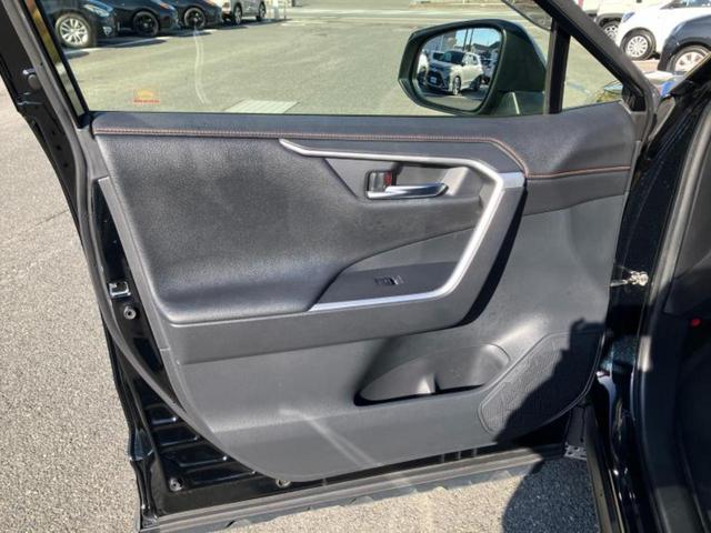 RAV4 4WDハイブリッドアドベンチャー 新品タイヤ/社外エアロ/保証書/ディスプレイオーディオ+ナビ/デジタルインナーミラー/トヨタセーフティセンス/シートヒーター/車線逸脱防止支援システム/シート 合皮/ヘッドランプ LED バックカメラ(21枚目)