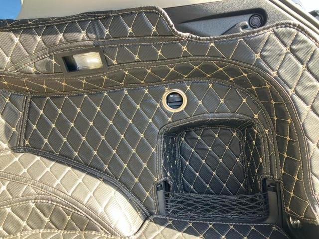 RAV4 4WDハイブリッドアドベンチャー 新品タイヤ/社外エアロ/保証書/ディスプレイオーディオ+ナビ/デジタルインナーミラー/トヨタセーフティセンス/シートヒーター/車線逸脱防止支援システム/シート 合皮/ヘッドランプ LED バックカメラ(26枚目)