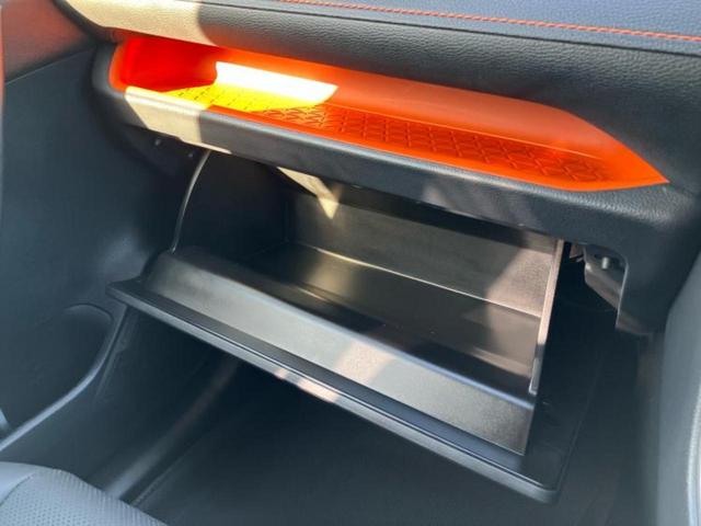 RAV4 4WDハイブリッドアドベンチャー 新品タイヤ/社外エアロ/保証書/ディスプレイオーディオ+ナビ/デジタルインナーミラー/トヨタセーフティセンス/シートヒーター/車線逸脱防止支援システム/シート 合皮/ヘッドランプ LED バックカメラ(51枚目)