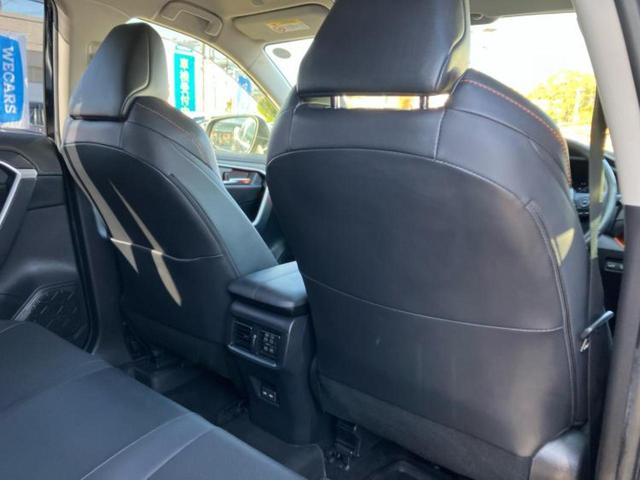 RAV4 4WDハイブリッドアドベンチャー 新品タイヤ/社外エアロ/保証書/ディスプレイオーディオ+ナビ/デジタルインナーミラー/トヨタセーフティセンス/シートヒーター/車線逸脱防止支援システム/シート 合皮/ヘッドランプ LED バックカメラ(54枚目)