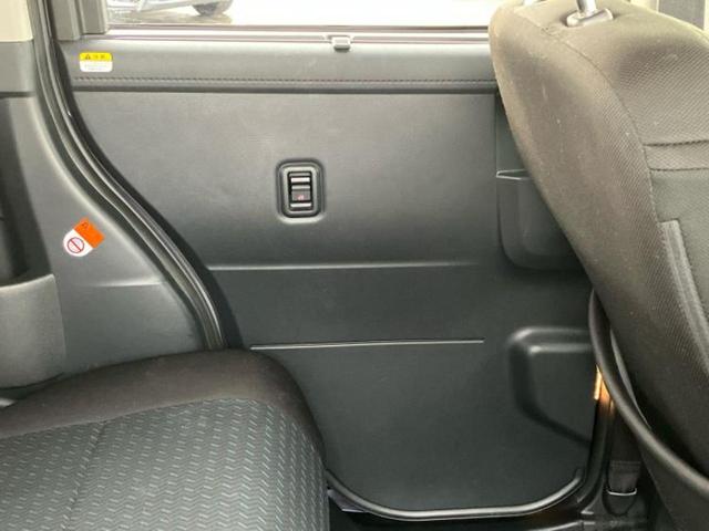 ルーミー カスタムG 新品タイヤ/保証書/純正 SDナビ/フリップダウンモニター 純正 12.1インチ/スマートアシスト(トヨタ・ダイハツ)/両側電動スライドドア/車線逸脱防止支援システム/ヘッドランプ LED DVD再生(23枚目)