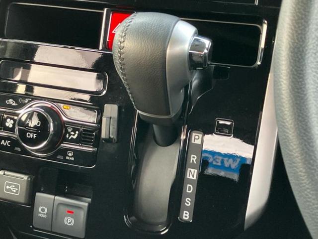 ルーミー カスタムG 新品タイヤ/保証書/純正 SDナビ/フリップダウンモニター 純正 12.1インチ/スマートアシスト(トヨタ・ダイハツ)/両側電動スライドドア/車線逸脱防止支援システム/ヘッドランプ LED DVD再生(27枚目)