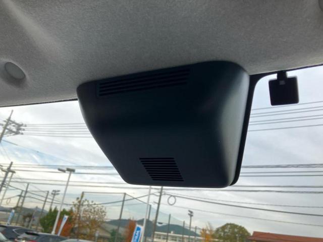 ルーミー カスタムG 新品タイヤ/保証書/純正 SDナビ/フリップダウンモニター 純正 12.1インチ/スマートアシスト(トヨタ・ダイハツ)/両側電動スライドドア/車線逸脱防止支援システム/ヘッドランプ LED DVD再生(40枚目)