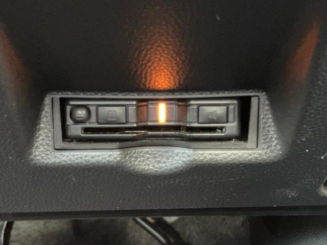 ヤリス X ディスプレイオーディオ+ナビ8インチ/トヨタセーフティセンス/車線逸脱防止支援システム/Bluetooth接続/ETC/EBD付ABS/横滑り防止装置/バックモニター/エアバッグ 運転席 バックカメラ(18枚目)